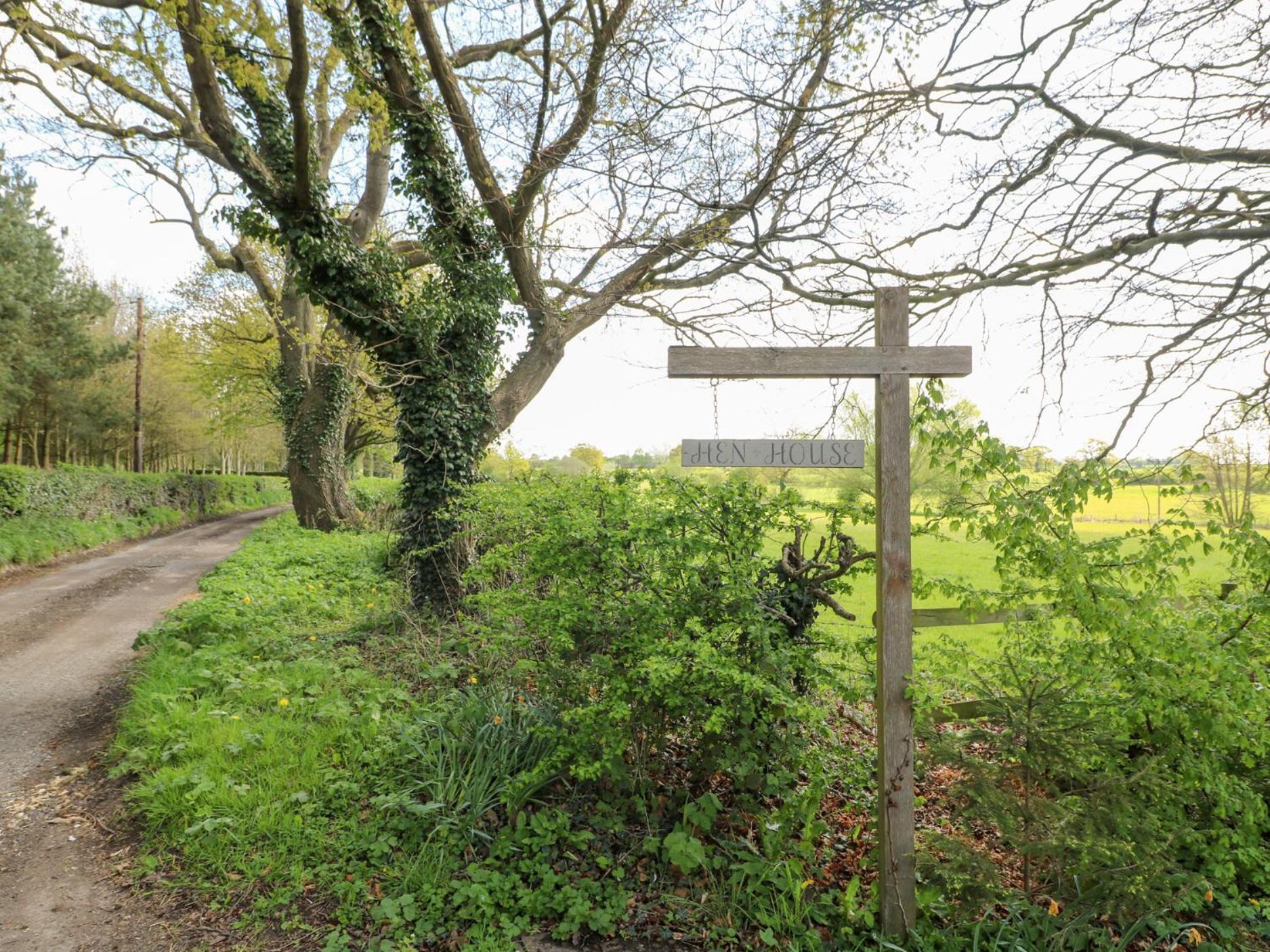 Villa Hen House View Rugeley Esterno foto